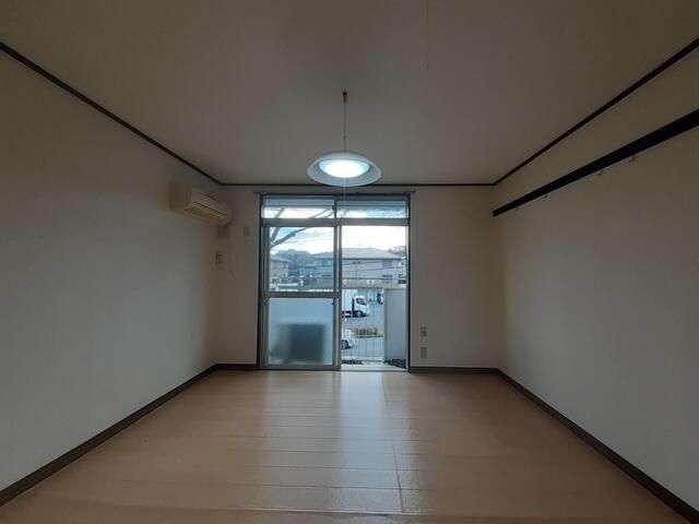 ハイツ宮の前 リビング