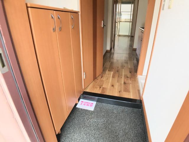 フューチャーライト 玄関