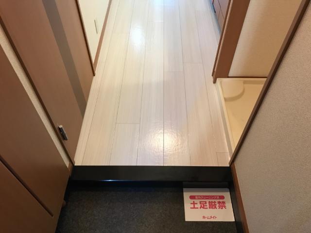 フューチャーライト 玄関