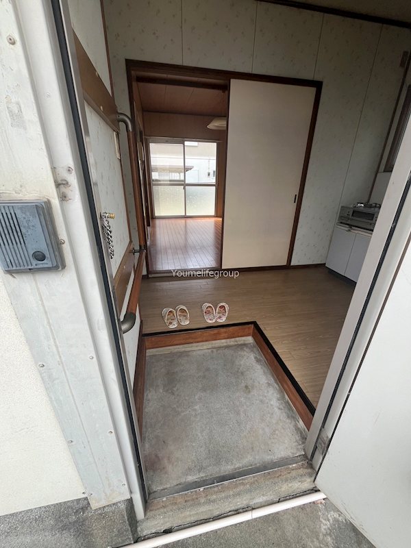 蟹江アパート 玄関
