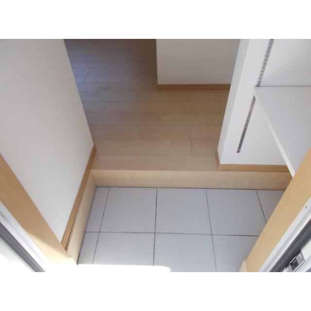 ケーフラット湘南 玄関