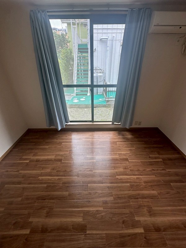 エルパ リビング