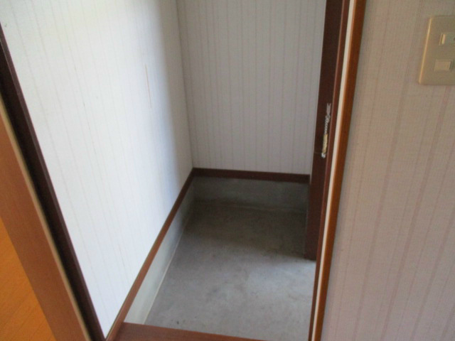 小泉ハイツ 玄関