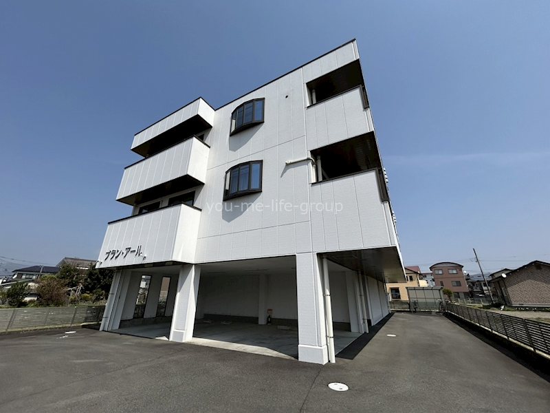 ブランアール 203号室 外観