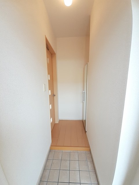エレガンス蛍田Ａ 玄関