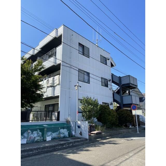 ゼフィールマンションＢ棟 206号室 外観