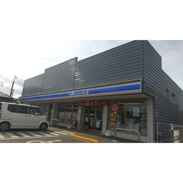 ハイツ・イズミ コンビニ