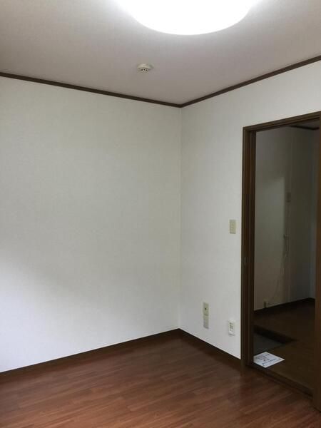 プラーズ愛甲B棟 リビング