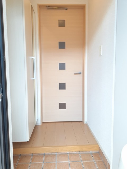 メゾン・フィール 玄関