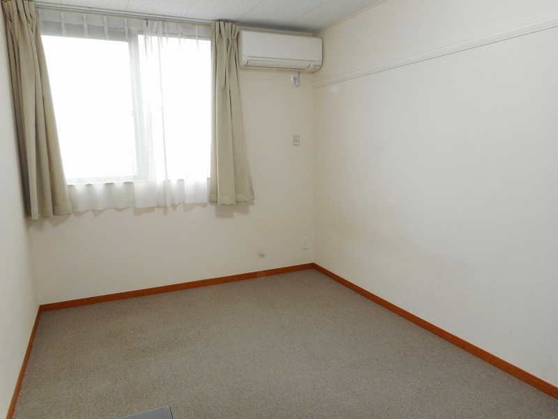 レオパレスパレヴィアーノ ベランダ