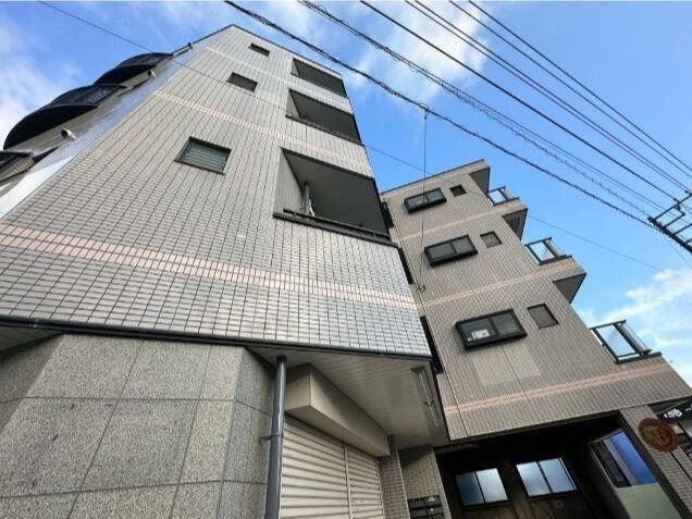 カサブランカ秦野  303号室 外観
