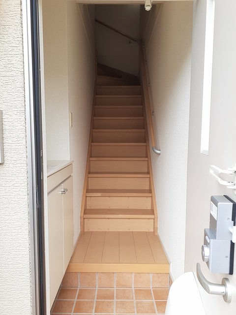 アマデウスハウス 玄関
