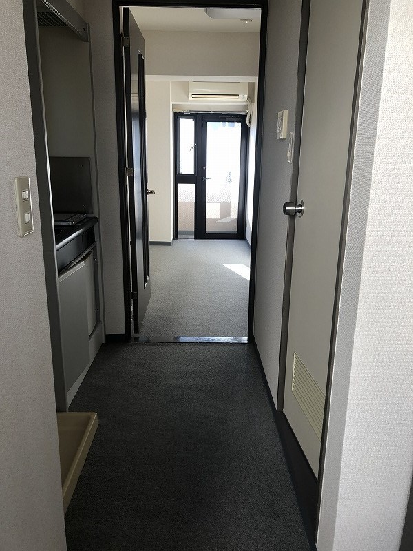 ライオンズプラザ平塚宝町 玄関