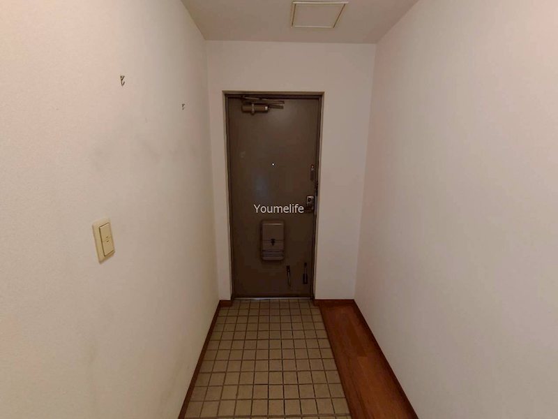 ジョイ茅ヶ崎第２ビル 玄関