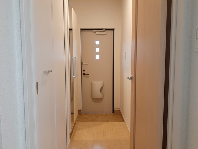 ヴァルミー 玄関