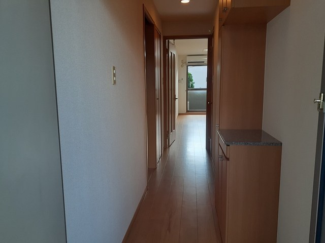 ヴェルグ広貴 玄関