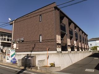 レオネクスト花水台 203号室 外観