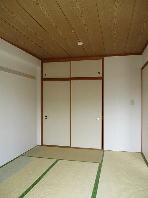 リヴェール湘南 ベッドルーム