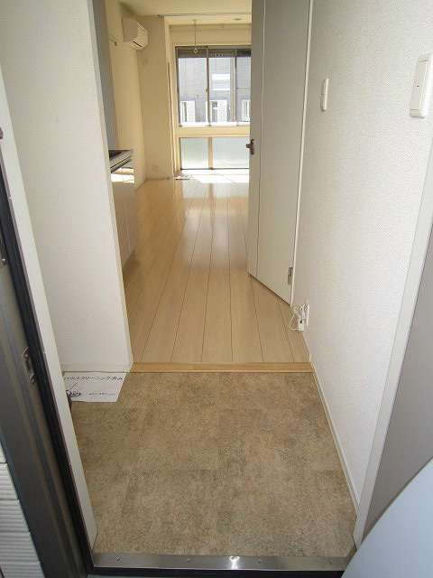 ハイム渚 玄関