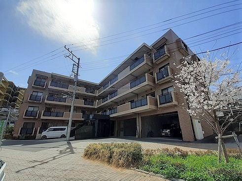 リバーサイド城南 401号室 外観