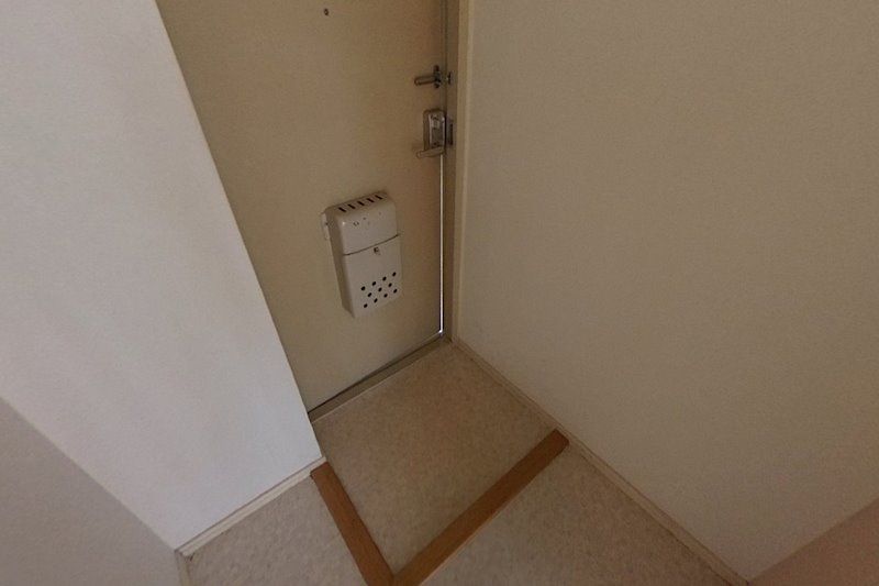 湘南フラット 玄関