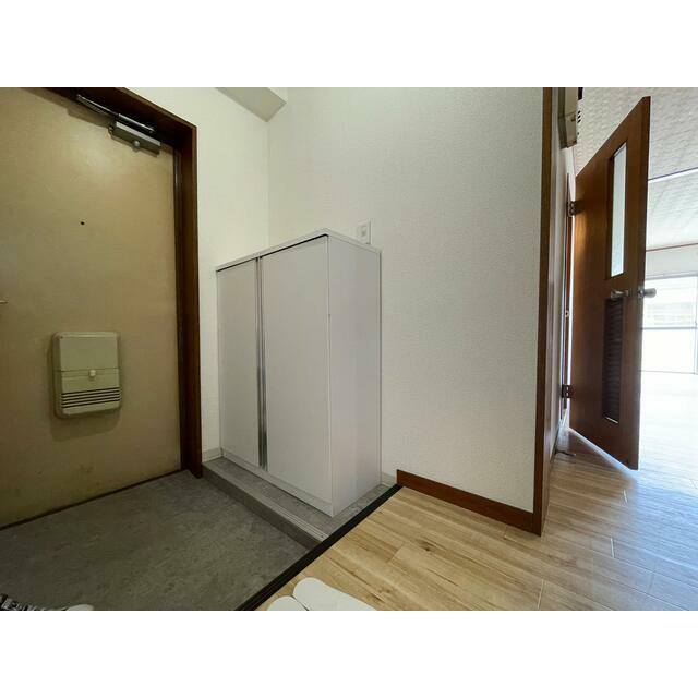 ハイツ崇善（ソウゼン） 玄関