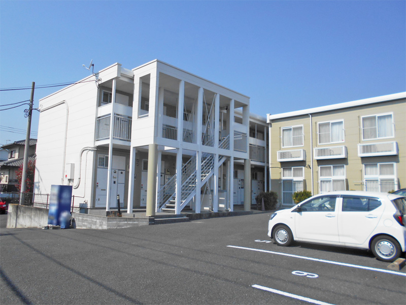 レオパレスグリーンパーク 107号室 外観