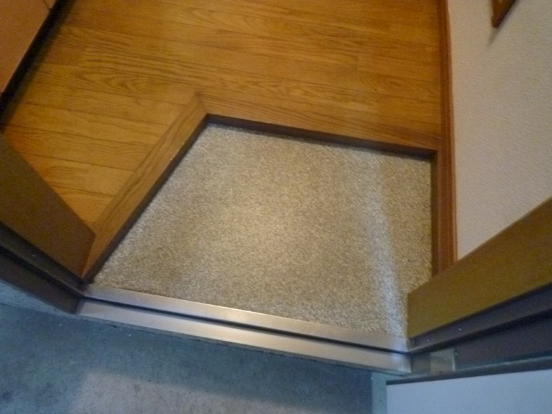 アネックスOK 玄関