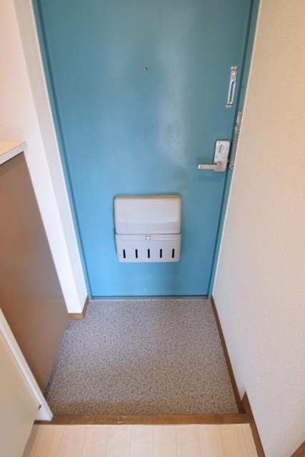 第１２明智ビル 玄関