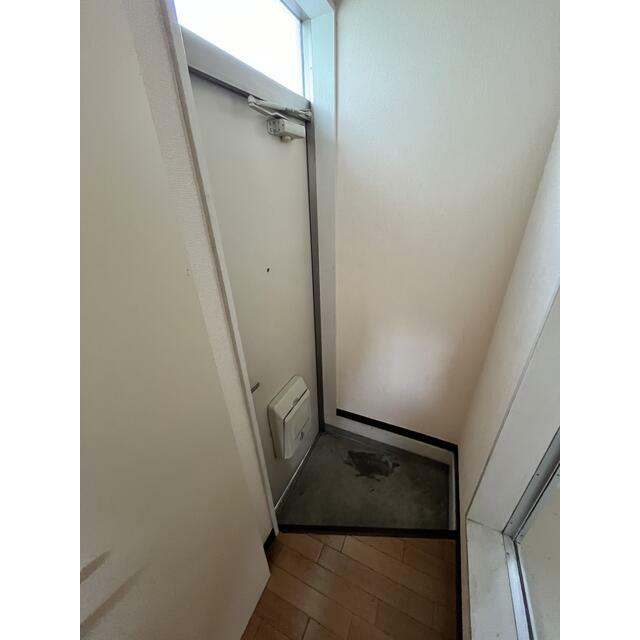 コーポ・オンザピーク 玄関