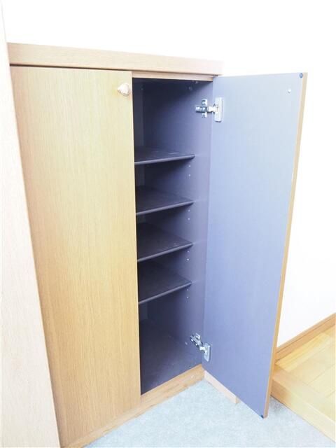 ヴァンベールS その他4