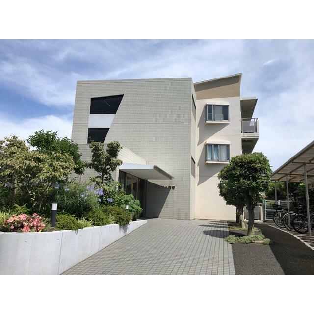 プラジャ鵠沼 305号室 外観