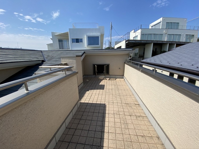 七里ガ浜貸家 ベランダ