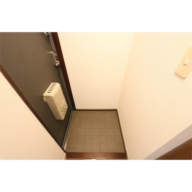 コーポプレジール 玄関