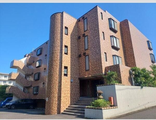 雅マンション龍城ヶ丘 203号室 外観