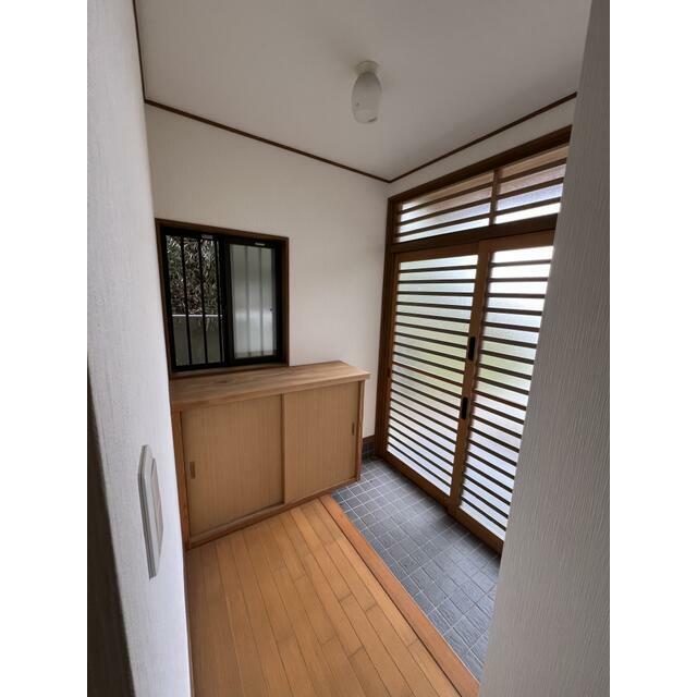 鎌倉山１丁目貸家 玄関