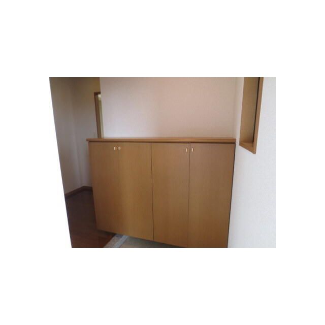 プレール本厚木弐番館 玄関