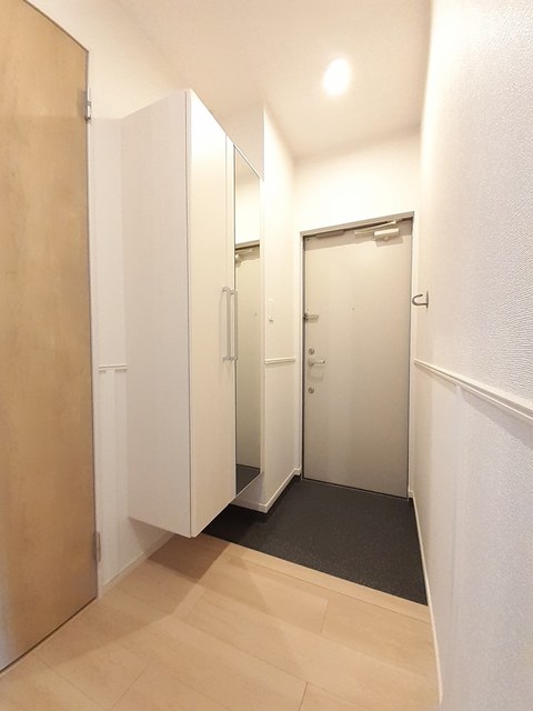 グリシーヌ 玄関