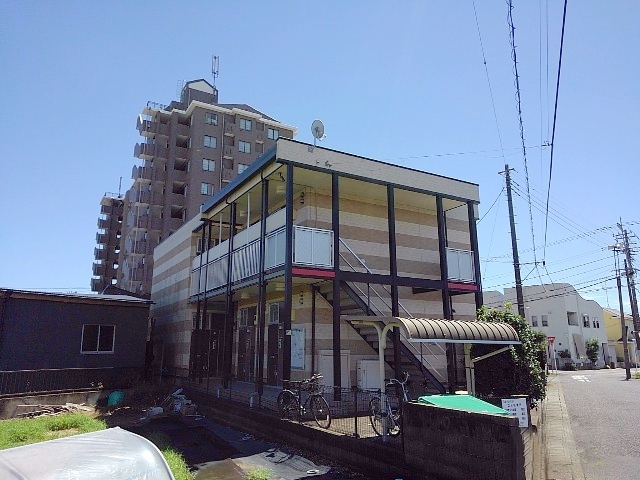 レオパレスコンフォートⅡ 204号室 外観