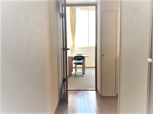 レオパレスカトレア その他10
