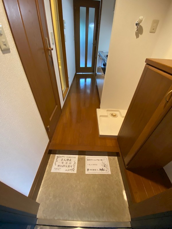 ココサ 玄関