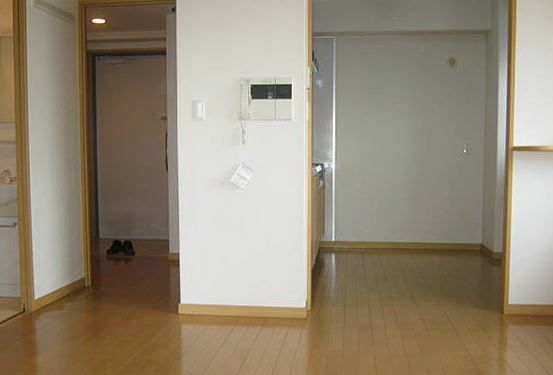 アバンサール湘南 リビング