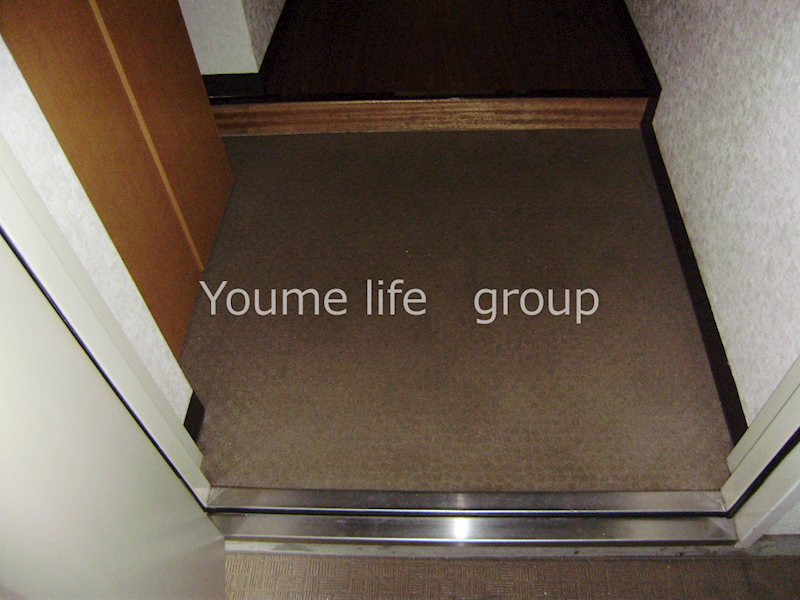 マーカスヒル湘南 玄関