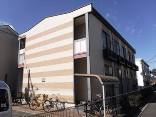 レオパレスルミエール 204号室 外観