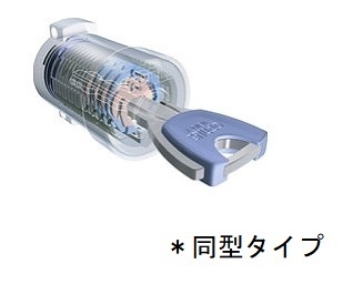 アベニールＦ 玄関