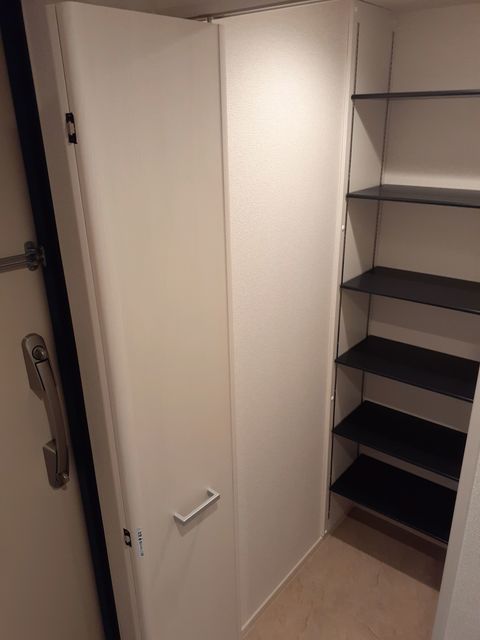 ルミソラーレ 玄関