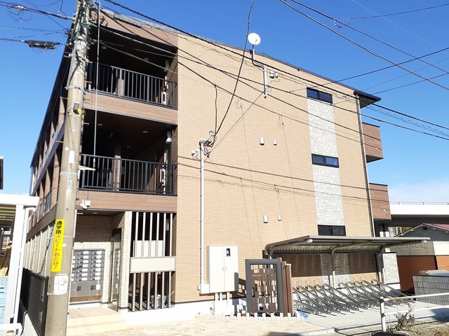 ソレアード・カミノ 205号室 外観
