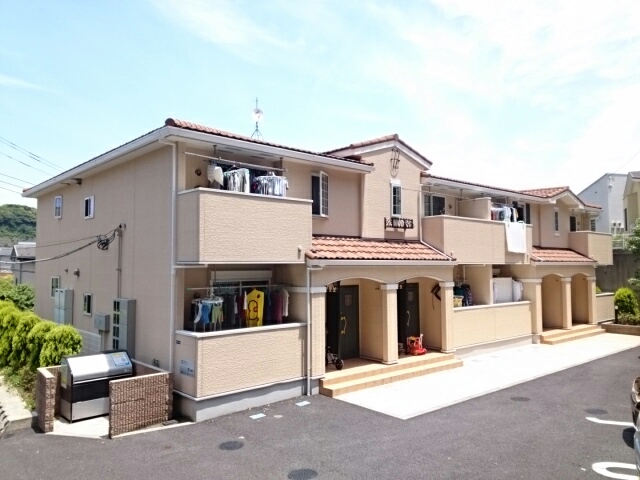 ラヴェール稲村ガ崎 202号室 外観