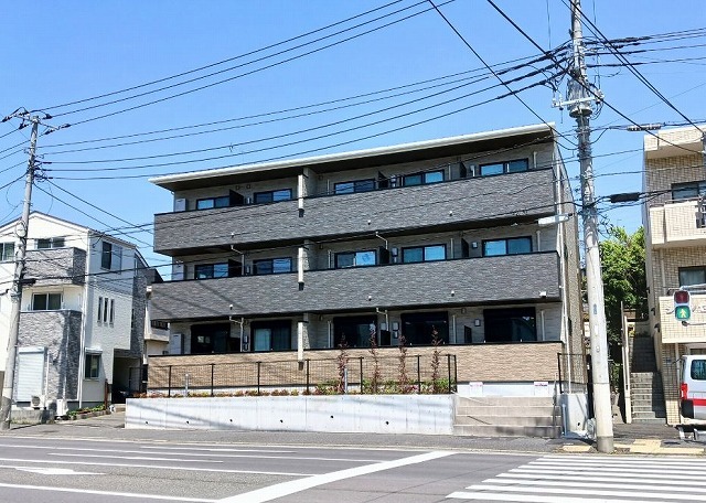 リシェス中田東 204号室 外観