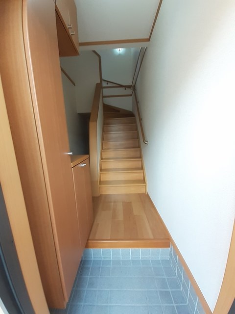 ラフレシール 玄関